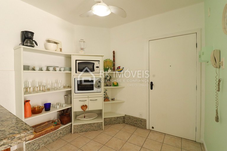 Apartamento a 30m do mar para 6 pessoas