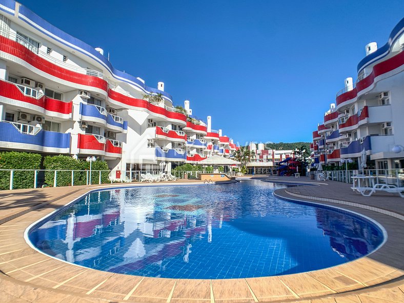 Beautiful pool front apartment with wi-fi - HB19F