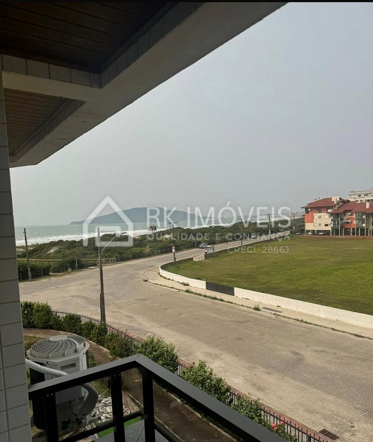 Hermoso apartamento con vista al mar.