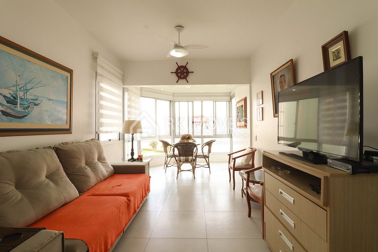 Seasonal apartment 50 meters from the sea