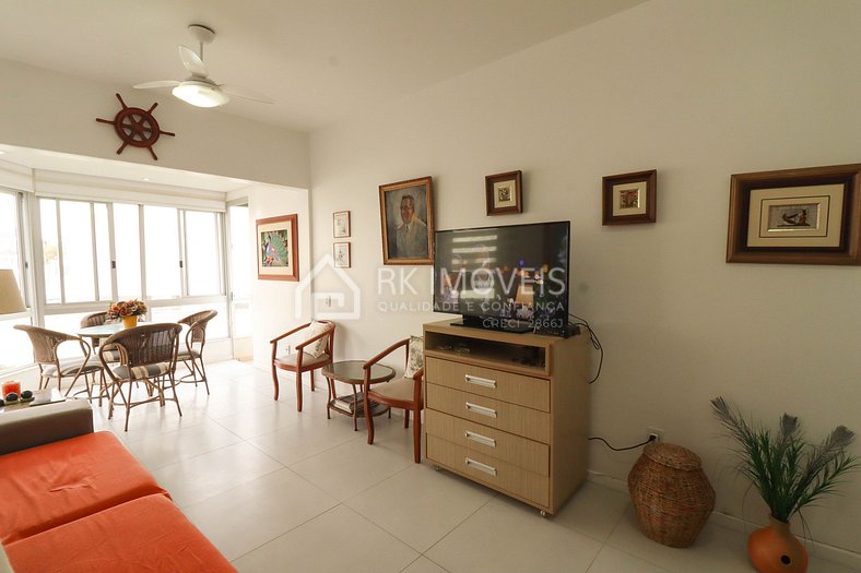 Seasonal apartment 50 meters from the sea