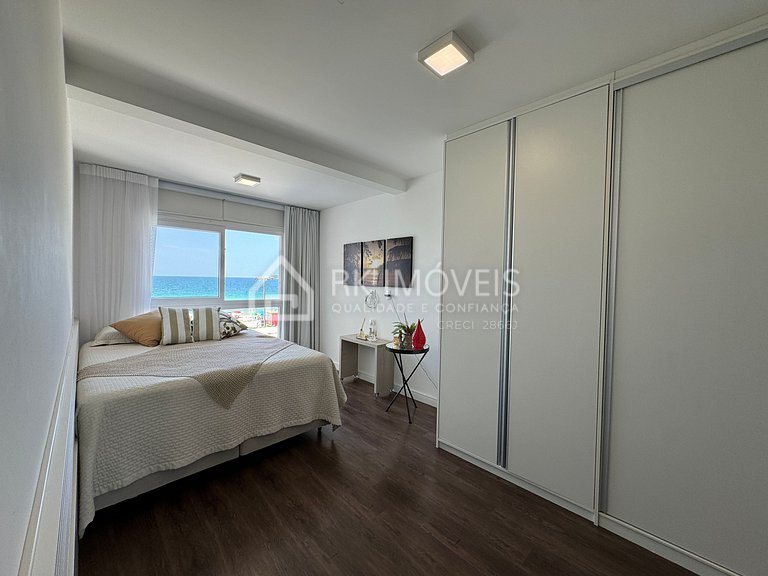 Spectacular two suites with sea view - MY01I