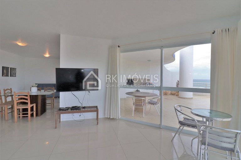 Wonderful penthouse with wide sea views-LA02H